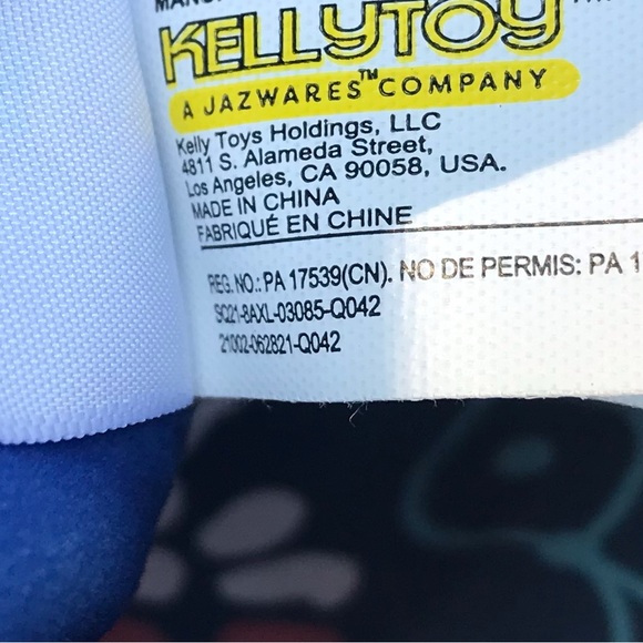 Squishmallows 8” Miss Vi the Axolotl, Light/Dark Blue Ombré - Picture 6 of 7